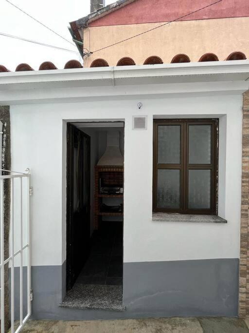 דירות Pomares Casa Da Ti Cristina מראה חיצוני תמונה