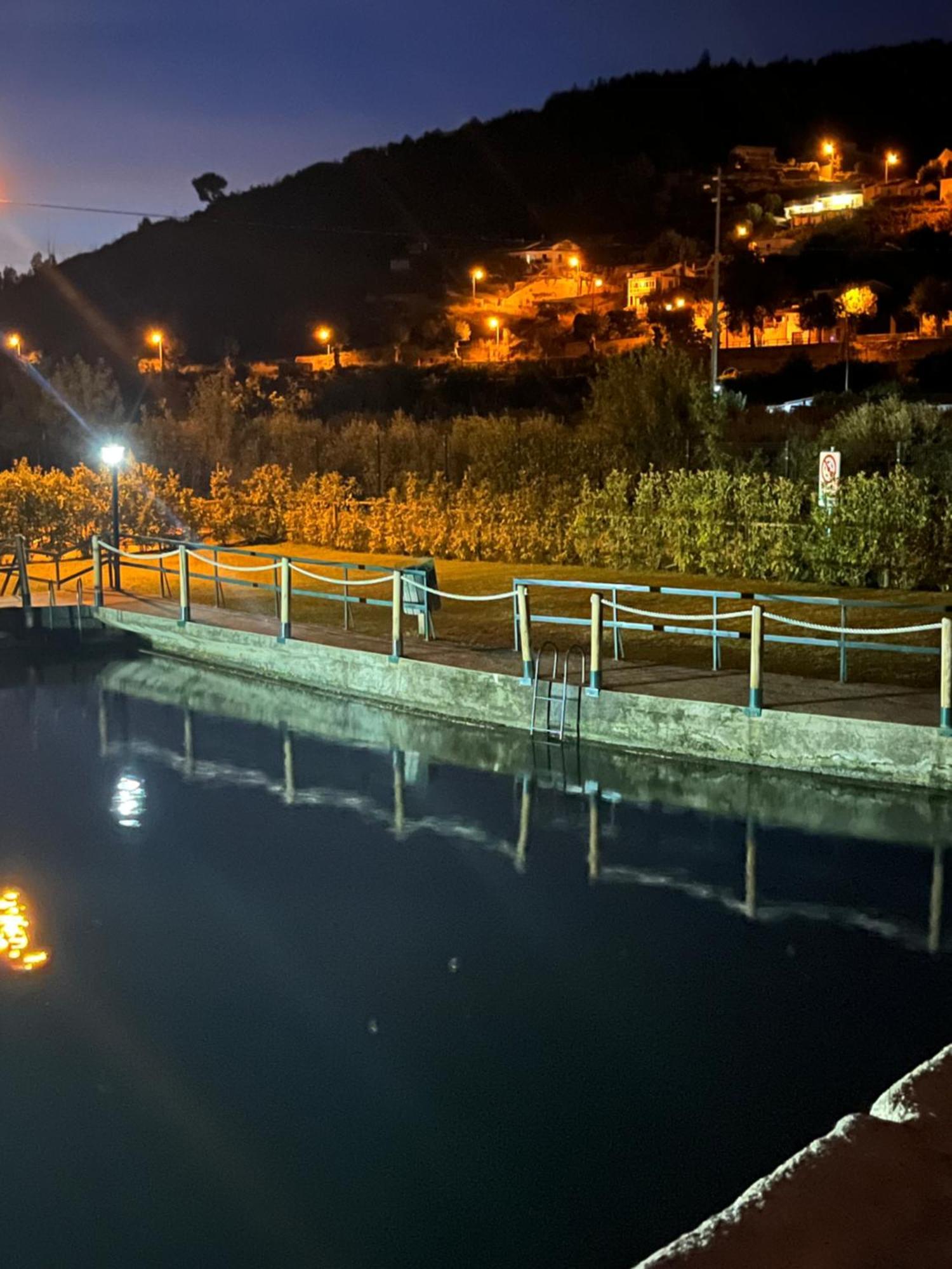 דירות Pomares Casa Da Ti Cristina מראה חיצוני תמונה